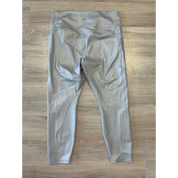 Fabletics Oasis PureLuxe High Waisted Leggings Women's Size XL NWT Silver - Picture 6 of 6
